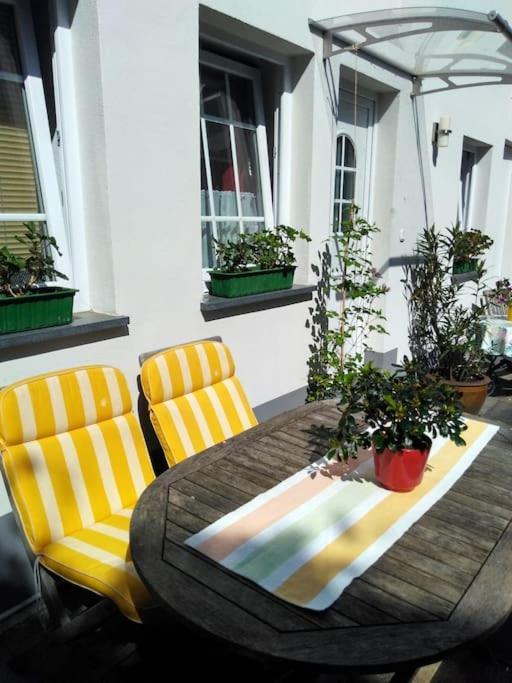 Urlaub Am Rhein, Ferienwohnung Mit Garten Boppard Exterior foto
